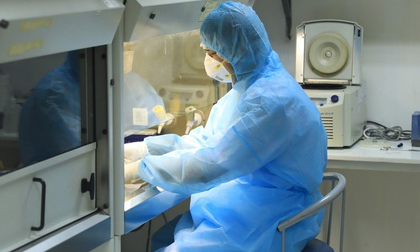 Việt Nam bước đầu tiêm thử nghiệm vắc xin phòng Covid-19 trên chuột