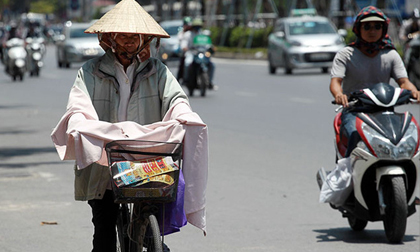 Nắng nóng gay gắt ở Hà Nội và các tỉnh Bắc, Trung Bộ kéo dài đến bao giờ?