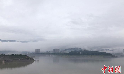 Nước dâng đáng sợ tại đập Tam Hiệp, Trung Quốc cấp báo 'Hồng thủy Số 1' trên Trường Giang