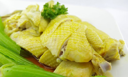 'Đổi gió' với món gà hấp mướp hương đơn giản mà ngon khó cưỡng