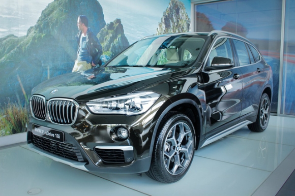 BMW X1 giảm kỷ lục hơn 300 triệu đồng, giá lần đầu chạm đáy 1,549 tỷ đồng tại đại lý