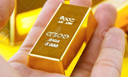 Giá vàng tăng cao chưa từng có, vượt mốc 62 triệu đồng/lượng