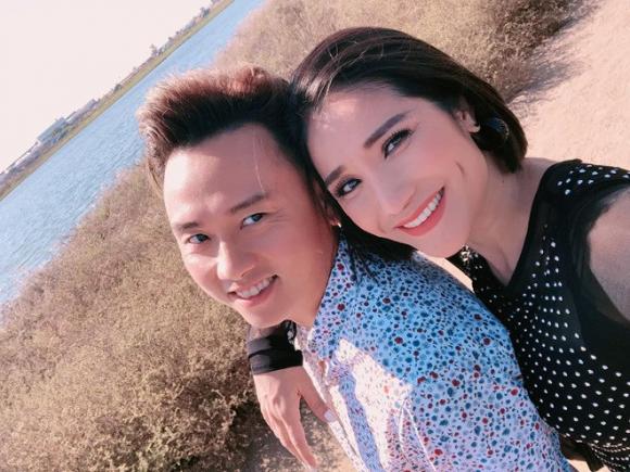 MC Cát Tường bật khóc thú nhận: “Chỉ trai trẻ mới đáp ứng được nhu cầu của tôi”