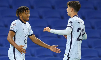 Hậu vệ lập công, Chelsea đại thắng Brighton vào top 3