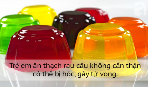 Bé trai 20 tháng tuổi chết ngạt vì ăn thạch rau câu: Các mẹ hay cho con ăn thạch nắm lấy điều này