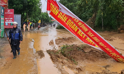 Lào Cai mưa lớn kỷ lục trong vòng 63 năm qua, một bé 3 tuổi tử vong, nhiều nơi ngập lụt, sạt lở đất