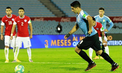 Suarez lập công, Uruguay thắng sát nút Chile