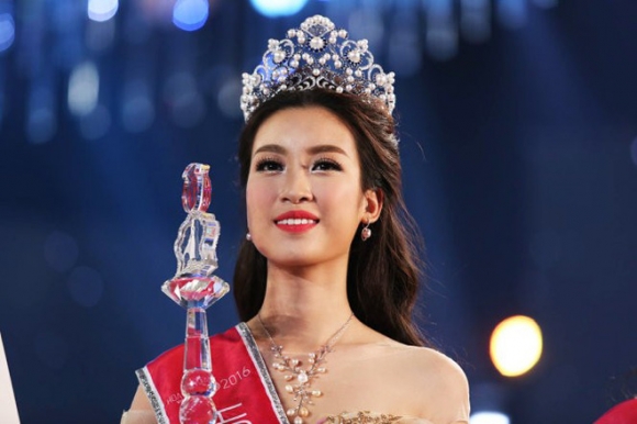 Hoa hậu Đỗ Mỹ Linh hé lộ tổng số tiền tích cóp được sau 4 năm đăng quang Hoa hậu VN - Ảnh 1.