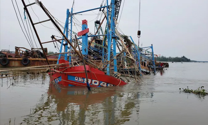 Tìm thấy thi thể 2 ngư dân mất tích trong mưa lũ ở Quảng Nam