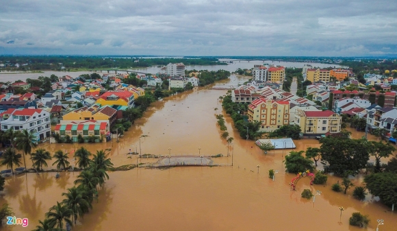 Bão số 7 gây mưa rất lớn ở Hà Nội