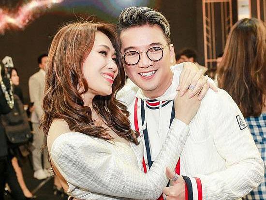 Đàm Vĩnh Hưng: 'Suốt một thời gian dài, tôi không thoát ra được khỏi Mỹ Tâm'