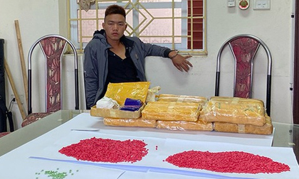 Vận chuyển 72.000 viên ma túy khi đang bị truy nã