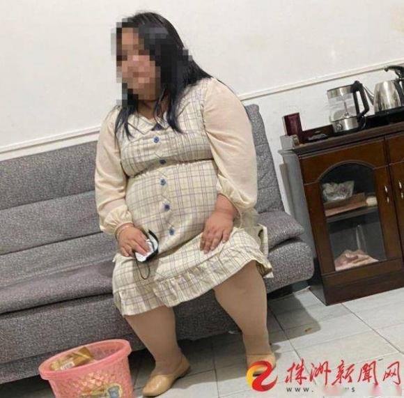 Cung phụng hơn 1,1 tỷ đồng nhưng bạn gái không chịu gặp, người đàn ông tìm đến tận nhà liền ngã ngửa với nhan sắc thật và báo cảnh sát - 1