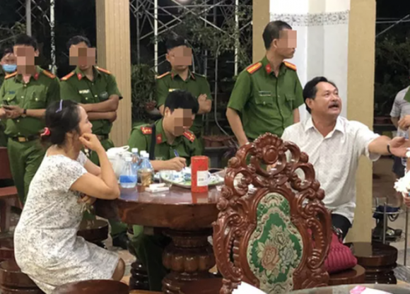 Cận cảnh biệt thự dát vàng của đại gia Thiện Soi vừa bị bắt để điều tra hành vi rửa tiền