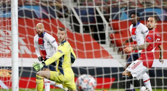 Neymar lập cú đúp, PSG đè bẹp Manchester United ngay tại Old Trafford - 1