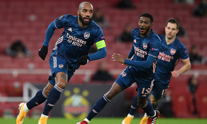 2.000 khán giả tiếp lửa, Arsenal gây sốc với trận thắng thứ 5 Europa League