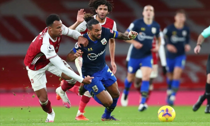 Chơi thiếu người trong 30 phút, Arsenal ngậm ngùi chia điểm với Southampton