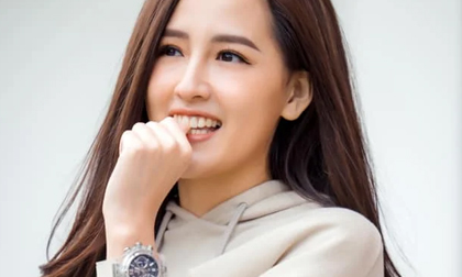 Vừa có bạn trai đã yêu 10 năm và 'tình cũ' Noo Phước Thịnh, Mai Phương Thúy vẫn khẳng định 'chưa từng yêu'