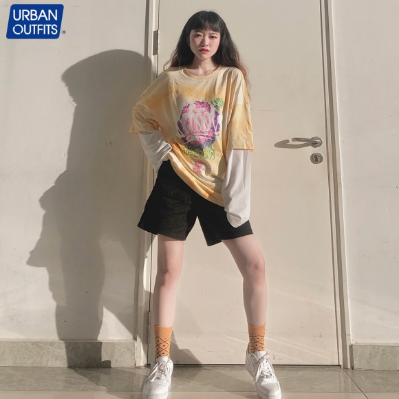 Update ngay những mẫu thời trang unisex của Urban Outfits hot nhất hiện nay