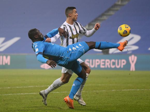 Ronaldo lập công giúp Juventus vô địch Siêu cúp Ý - Ảnh 3. Ronaldo lập công giúp Juventus vô địch Siêu cúp Ý - Ảnh 3.