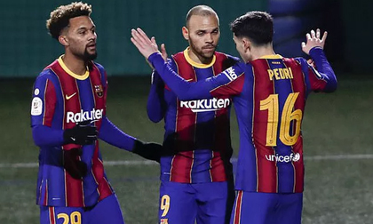 Vắng Messi, Barcelona chật vật vượt ải 'tí hon' Cornella ở Cúp Nhà vua