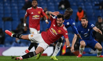 Mắc kẹt với chuỗi trận kỳ quặc, Man United 'đầu hàng' trong cuộc đua vô địch Premier League