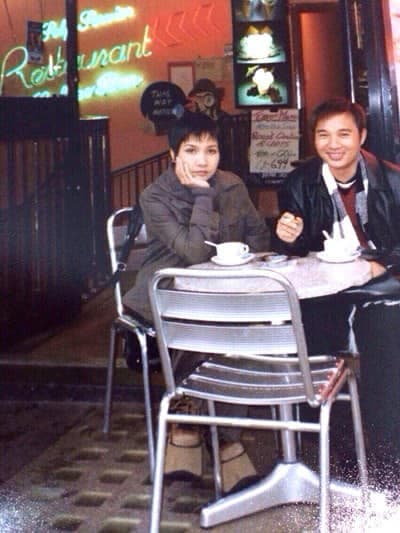 Mỹ Linh khoe ảnh chụp cùng Quang Linh cách đây hơn 2 thập kỷ, fan ngỡ ngàng vì ngoại hình của cả hai