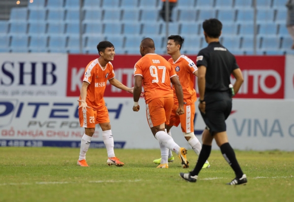 Hà Nội FC thất bại ở Đà Nẵng, rơi khỏi top 4 V-League 2021 - Ảnh 2.