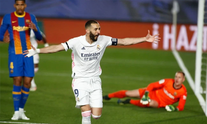 Thắng siêu kịch tính ở 'siêu kinh điển', Real Madrid bước qua Barca đoạt ngôi đầu