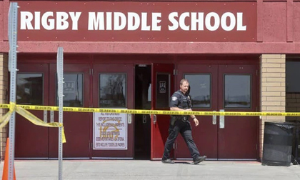 Chấn động: Nữ sinh lớp 6 xả súng ở trường học Mỹ khiến 3 người bị thương, học sinh và phụ huynh hoảng loạn tột độ