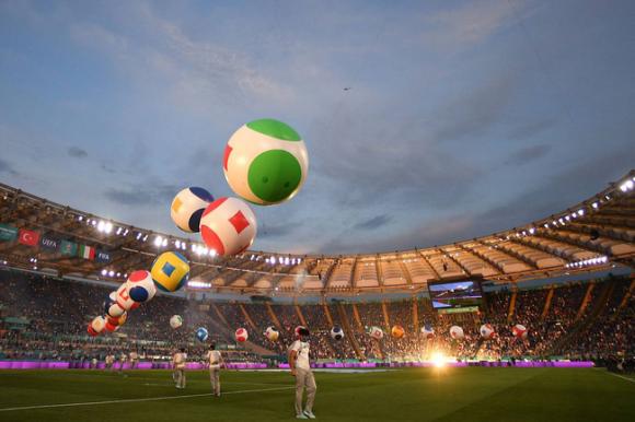 Mãn nhãn với Lễ khai mạc Euro 2020: Bữa tiệc màu sắc đầy ấn tượng mang nhiều thông điệp ý nghĩa - Ảnh 4.