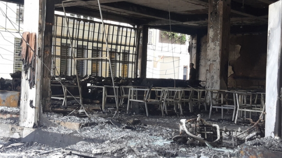 Công an thông tin vụ cháy phòng trà làm 6 người tử vong ở Nghệ An, Bộ Công an vào cuộc điều tra - Ảnh 5.