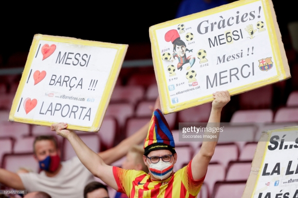 Nhân vật không ai ngờ tỏa sáng, Barcelona thắng kịch tính trong trận đầu tiên thời hậu Messi - Ảnh 3.