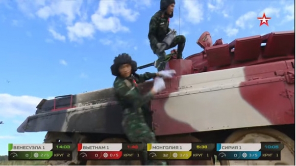 Tank Biathlon 2021: Đội xe tăng Việt Nam lột xác, ra quân thi đấu xuất sắc - Ảnh 2.