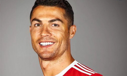 Ronaldo vượt qua bài kiểm tra cuối cùng, chính thức ký hợp đồng 'khủng' với Man United