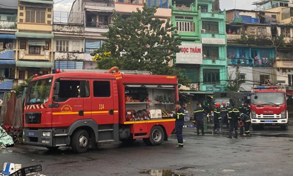 TP.HCM: Cháy căn hộ chung cư cũ, cụ bà 72 tuổi bị ngạt khói