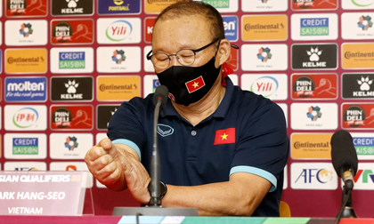 Tuyển Việt Nam bị FIFA trừ nhiều điểm sau trận thua Australia, thầy Park bỏ lỡ cột mốc lịch sử