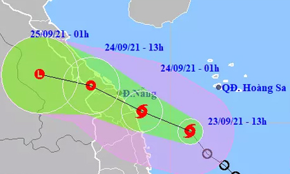 Tin bão khẩn cấp cơn bão số 6: Cách biển Bình Định 180km, giật cấp 10