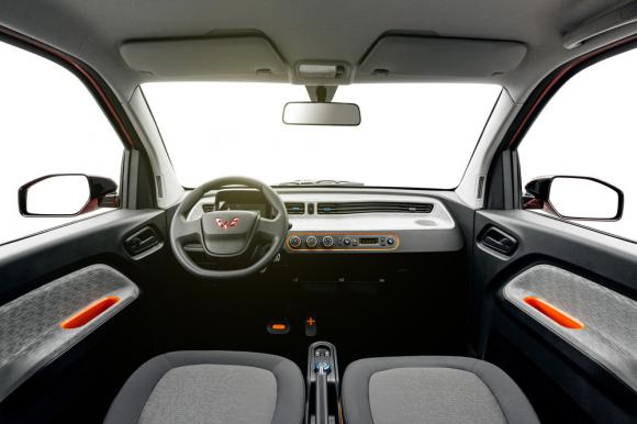 Ô tô điện giá rẻ ngang Honda SH, 20 giây có 1 xe bán ra, về Việt Nam có cửa? - Ảnh 2.