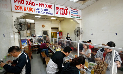 Hà Nội cho phép nhà hàng ăn uống được phục vụ tại chỗ từ 6h ngày mai 14/10