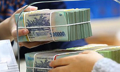 Người dân ngày càng 'chán' gửi tiết kiệm, có tháng rút ròng khỏi ngân hàng
