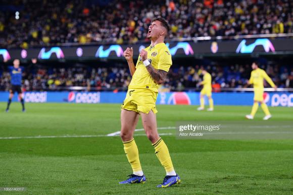 Ronaldo có bàn thắng trên trời rơi xuống, Man United giành 3 điểm đầy kịch tính - Ảnh 2.