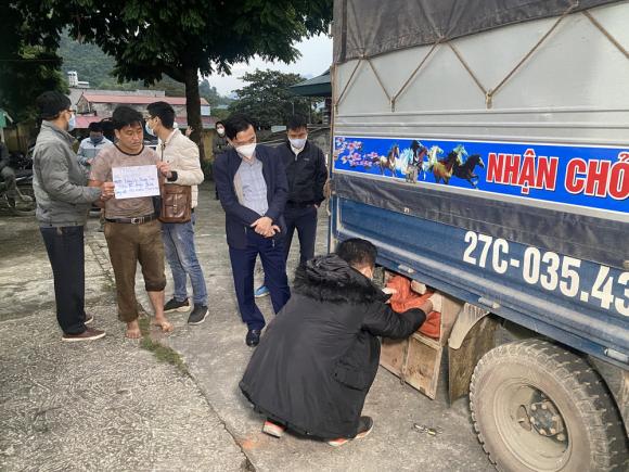 Triệt phá chuyên án ma tuý lớn, bắt giữ 3 đối tượng cùng 40 bánh heroin - Ảnh 1.