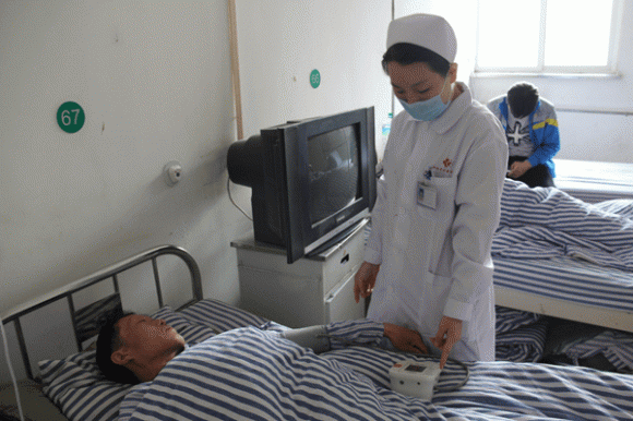 WHO cảnh báo một loại độc tố nguy hiểm trong thực phẩm ngâm lâu: Ăn ít cũng gây tổn thương gan, thận