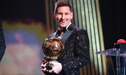 Messi lần thứ 7 giành Quả Bóng Vàng thế giới; Ronaldo viết tâm thư 'tố cáo' nhà tổ chức