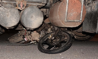 Xe container 'điên' tông 2 người chết, 19 người bị thương: Kéo rê xe máy bỏ chạy hơn 25km