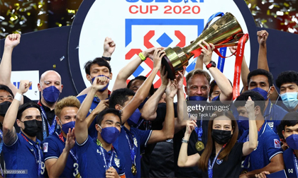 Vô địch AFF Cup, Thái Lan vẫn 'hít khói' Việt Nam trên BXH FIFA