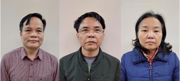[NÓNG] Vụ Việt Á: Bắt thêm Giám đốc CDC Bắc Giang Lâm Văn Tuấn và 2 bị can khác - Ảnh 1.