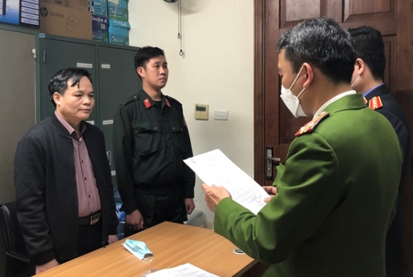 GĐ CDC Bắc Giang Lâm Văn Tuấn từng tuyên bố không nhận tiền của Việt Á trước khi bị bắt - Ảnh 1.