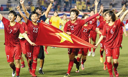 Trường đại học tuyển thẳng cầu thủ nữ Việt Nam, trao 9 suất học bổng trị giá 3,2 tỷ đồng!
